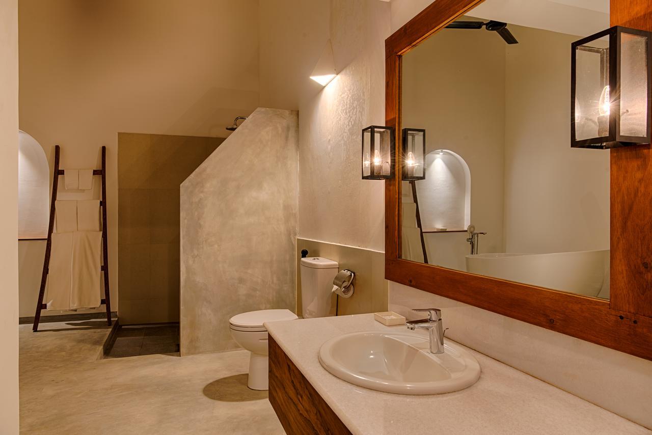 700 By Amaya Hotel Bentota